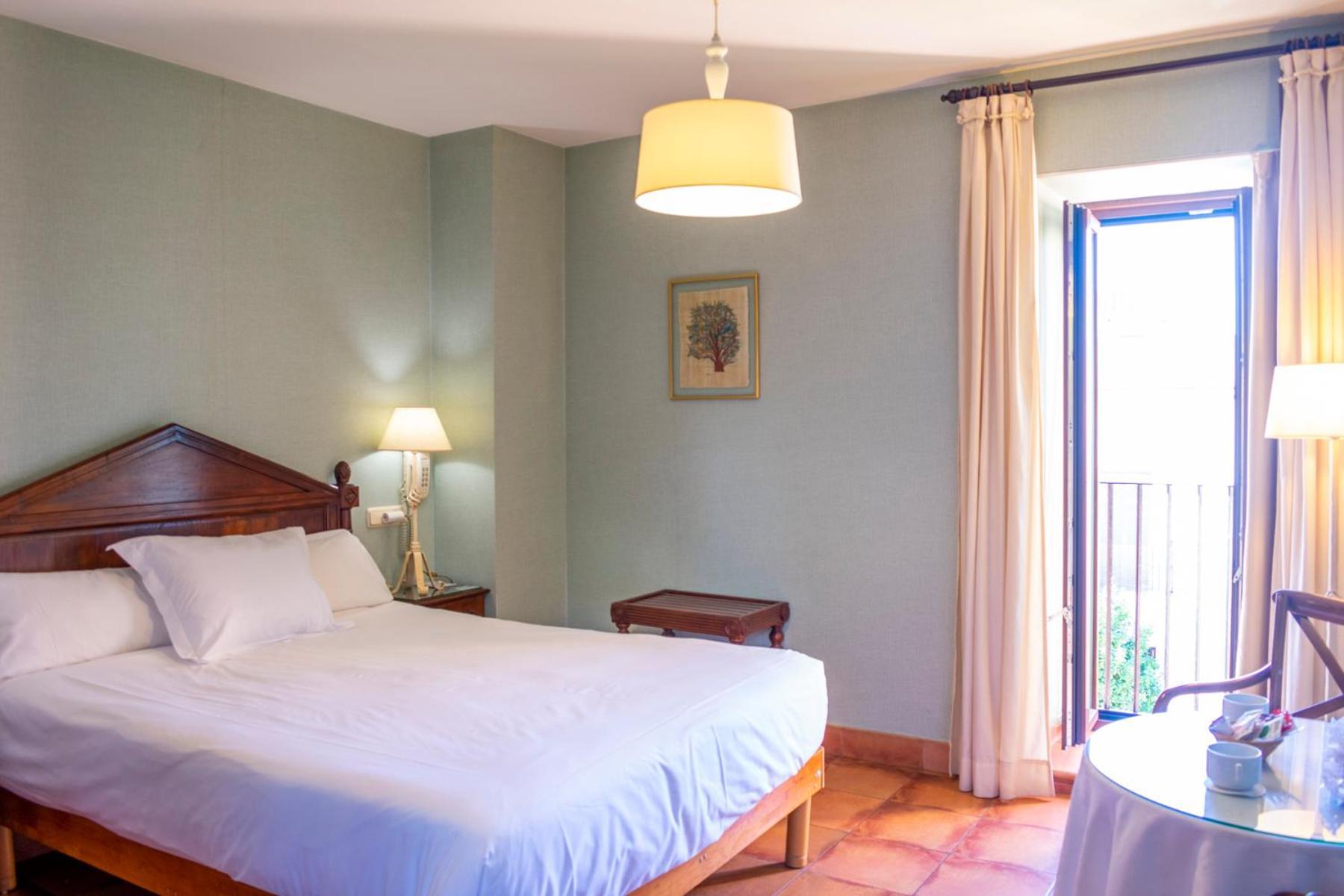 Hotel Veracruz Utrera Ngoại thất bức ảnh