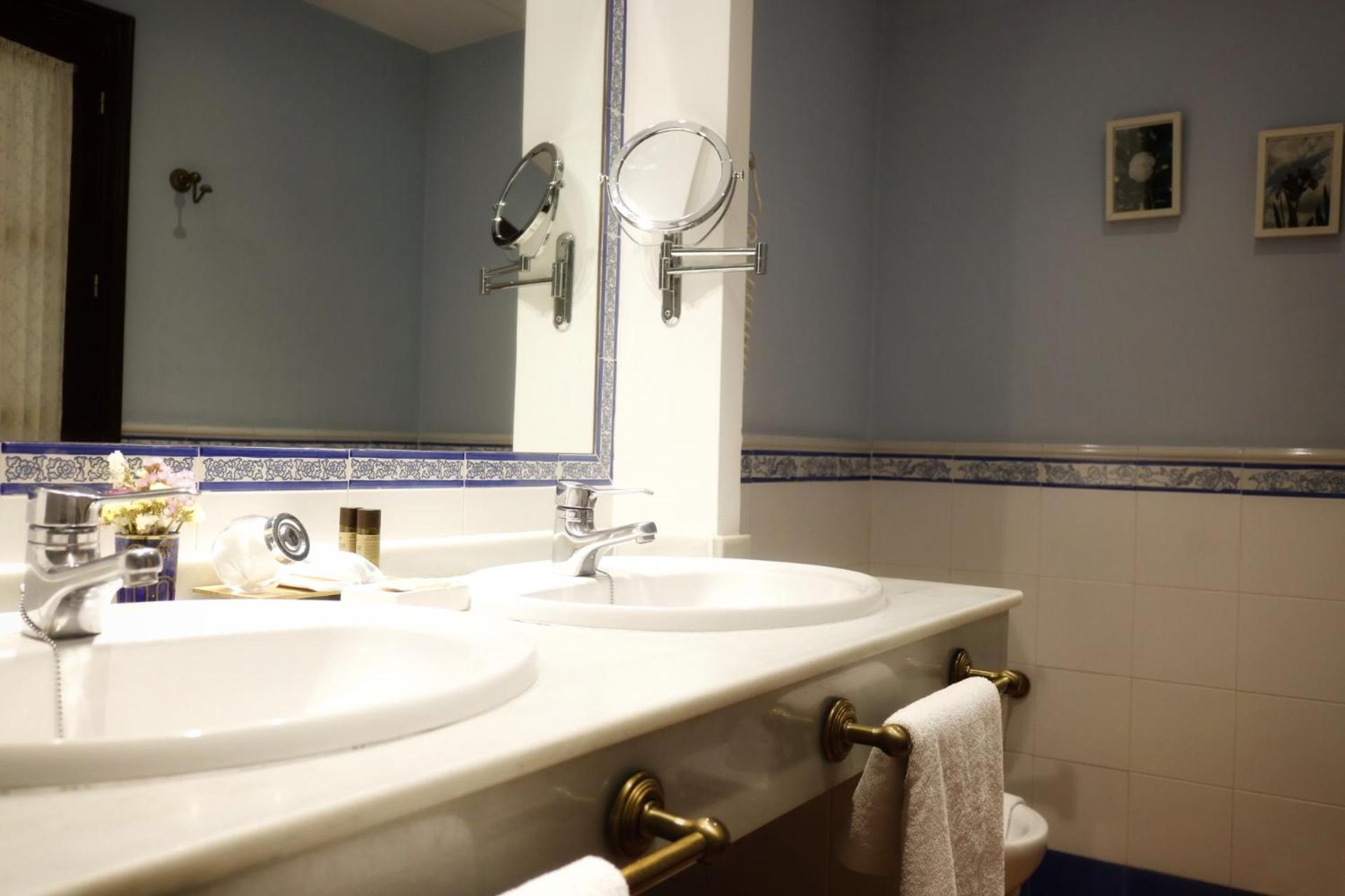 Hotel Veracruz Utrera Ngoại thất bức ảnh